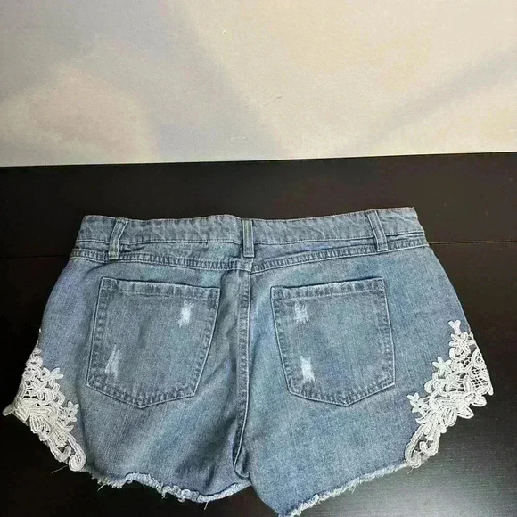 Harper Denim Lace Shorts - 30 - Picture 4 of 6